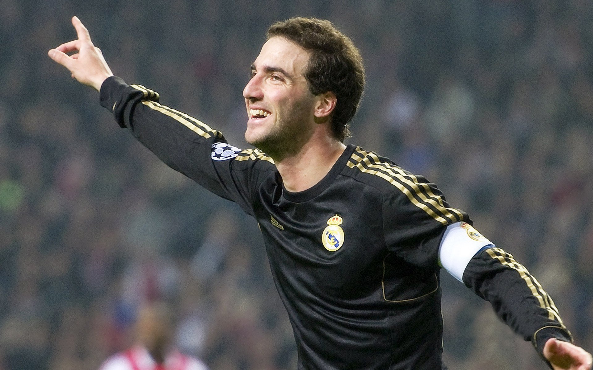 开云体育全站-西甲攻防巅峰：精彩瞬间不断刷新纪录！，西甲攻略